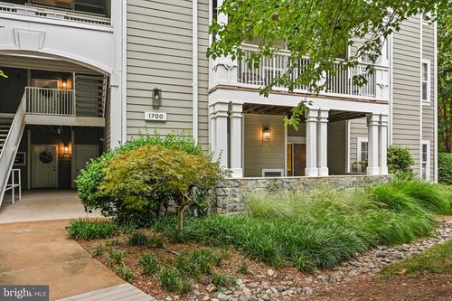 apt-16-1700 Lake Shore Crest Dr, RESTON, VA, 20190-3248 | Card Image
