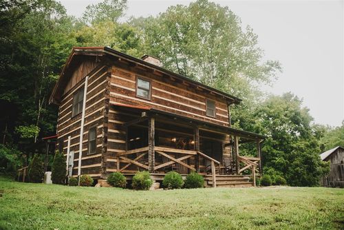 1073 Black Lick Br, Vanceburg, KY, 41179-9243 | Card Image
