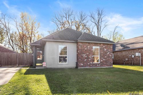 5543 Arialo Dr, Baton Rouge, LA, 70820-4237 | Card Image