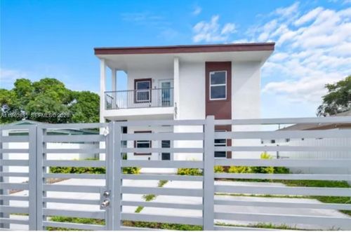 2-1831 Nw 67th St, Miami, FL, 33147-7451 | Card Image