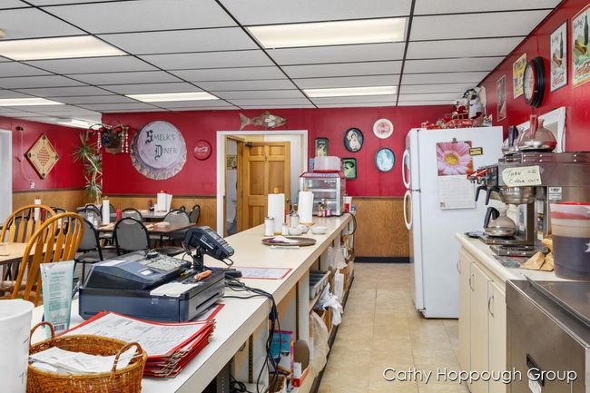 112 State St, Home with 0 bedrooms, 3 bathrooms and 20 parking in Freeport MI | Image 10