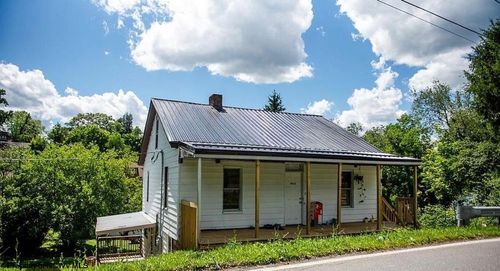 841 Stewart St, Morgantown, WV, 26505-3573 | Card Image