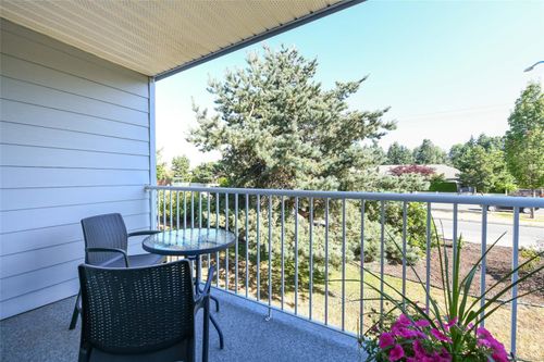 202a-698 Aspen Rd, Comox, BC, V9M3S9 | Card Image