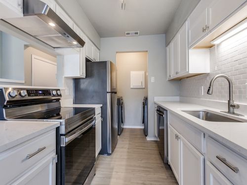 apt-44-2240 Tarpley Rd, Carrollton, TX, 75006-2411 | Card Image