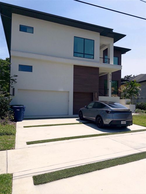 5104 Evelyn Dr, TAMPA, FL, 33609-3604 | Card Image