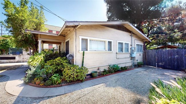 241 N Verdugo, Home with 32 bedrooms, 32 bathrooms and 3 parking in Glendale CA | Image 10