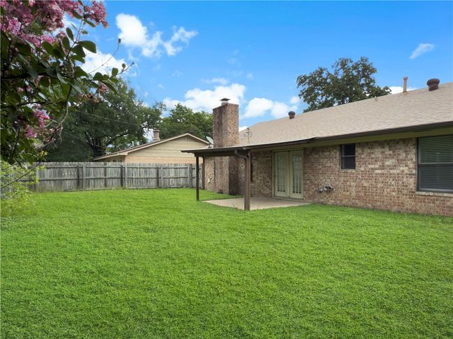 View of yard with french doors and a patio | Image 18