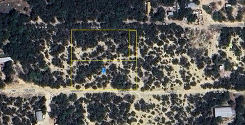 682 12th Street W, Lakehills, TX, 78063 | Card Image