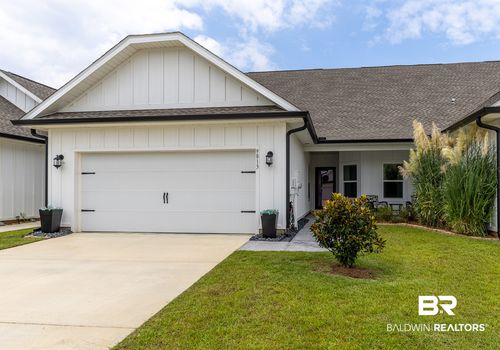 9813 Weller Cv, Foley, AL, 36535-7486 | Card Image