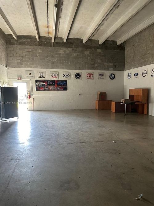 a-12450 Nw 38th Ave, Opa Locka, FL, 33054-4528 | Card Image