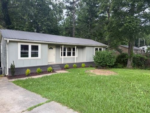 166 Marty Ln, dallas, GA, 30132-8182 | Card Image