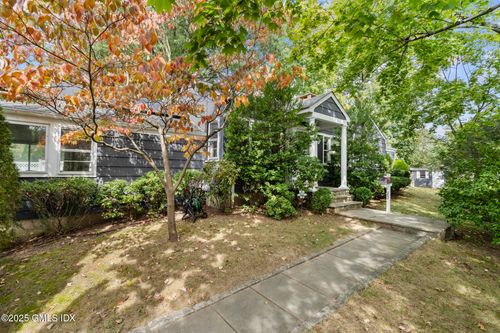 42 Mead Ave, Cos Cob, CT, 06807-2708 | Card Image