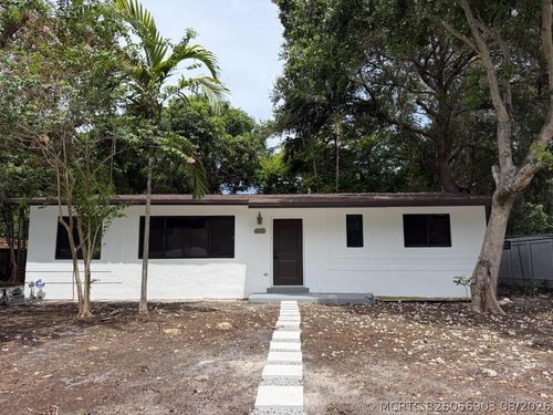 3611 Sw 33rd Ave, West Park, FL, 33023-6322 | Card Image