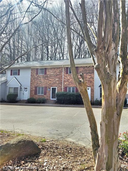 817 Brickwood Court, Winston Salem, NC, 27127 | Card Image