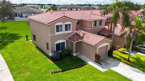 11100 Sw 17th Mnr, Davie, FL, 33324-7151 | Card Image