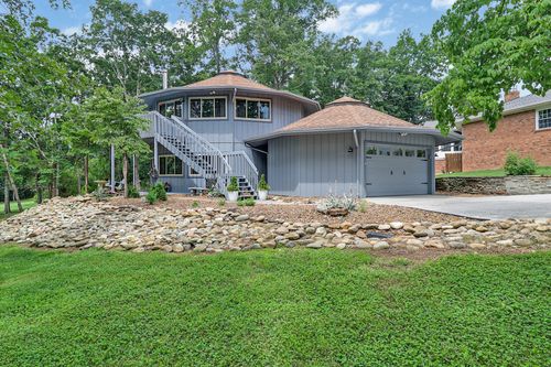 29 Sugarbush Ln, Crossville, TN, 38558-7726 | Card Image