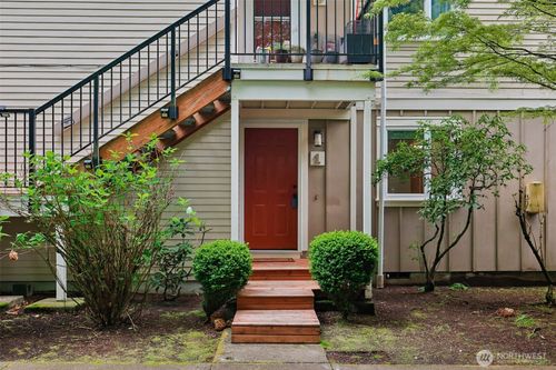 i-1-12720 Ne 120th Street, Kirkland, WA, 98034 | Card Image