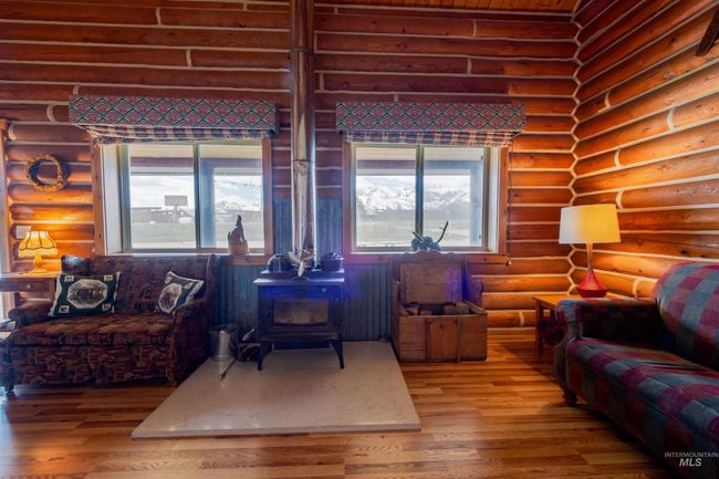 130 Valley Creek Rd, House other with 3 bedrooms, 3 bathrooms and 1 parking in Stanley ID | Image 8