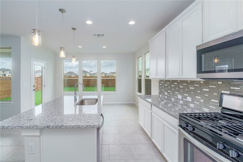 135-13908 Eucalyptus Bnd, Austin, TX, 78717-4653 | Card Image