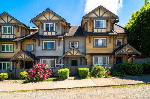 2412 St Catherines St, Vancouver, BC, V5T3X9 | Card Image