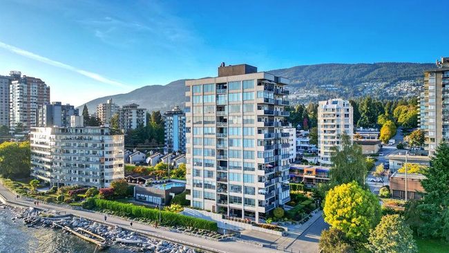 10 - 111 18 Th Street, Condo with 3 bedrooms, 3 bathrooms and 3 parking in West Vancouver BC | Image 10