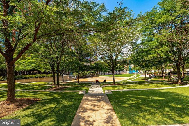 UNIT-907 - 11990 Market St, Condo with 3 bedrooms, 2 bathrooms and null parking in RESTON VA | Image 80