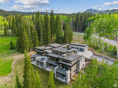 323 White Pine Canyon Rd, Park City, UT, 84060-6511 | Card Image