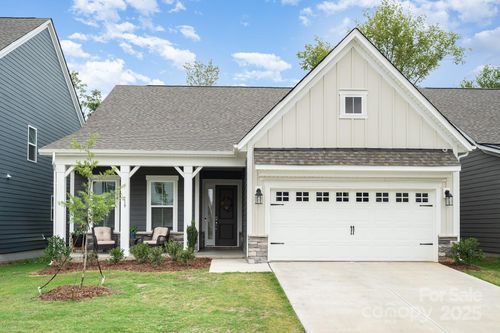 119 Winterberry St, Mooresville, NC, 28117-8302 | Card Image