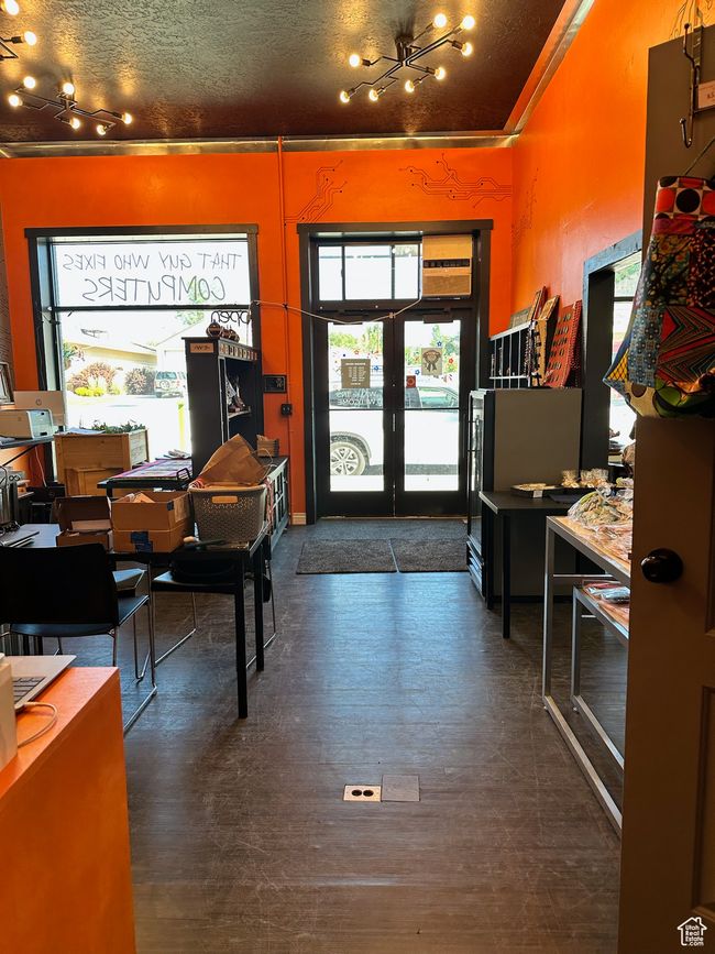 Interior space | Image 5
