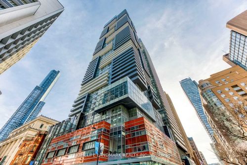 3809-7 Grenville St, Toronto, ON, M4Y0E9 | Card Image