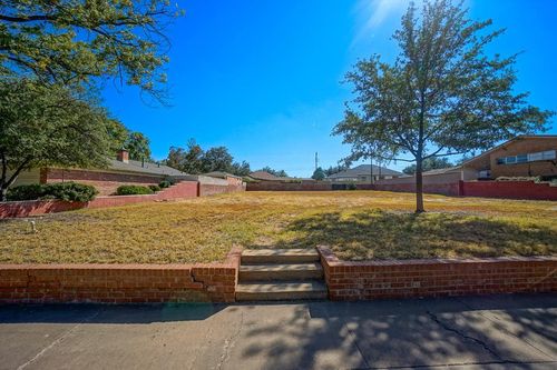 2009 Bedford Dr, Midland, TX, 79701-5708 | Card Image
