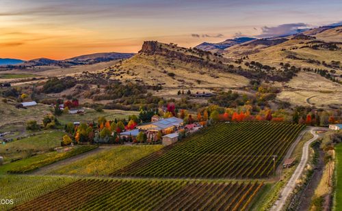 100 Belle Fiore Lane, Ashland, OR, 97520 | Card Image
