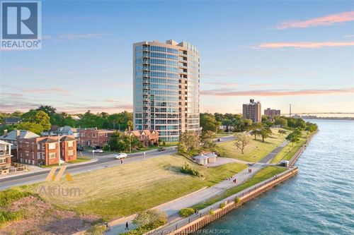 803-1225 Riverside Dr W, Windsor, ON, N9A0A2 | Card Image