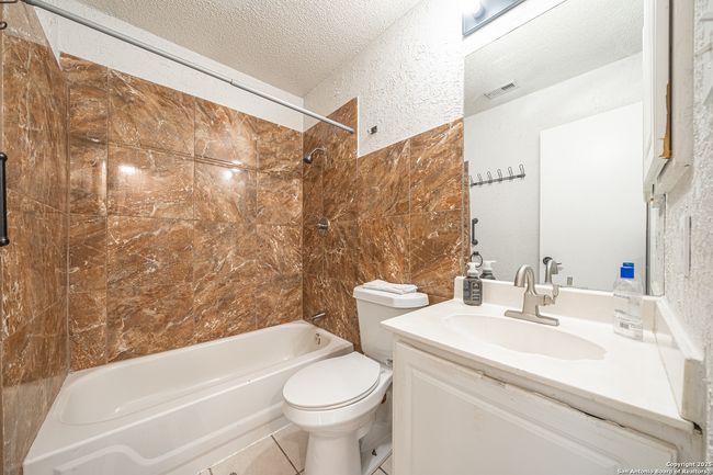 9907 Autumn Vly, House other with 4 bedrooms, 3 bathrooms and null parking in Converse TX | Image 25