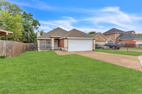 2933 Curvilinear Ct, Dallas, TX, 75227-7236 | Card Image