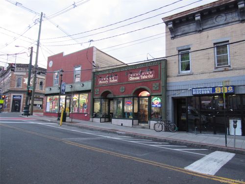 7 New Main St, Haverstraw, NY, 10927-1807 | Card Image