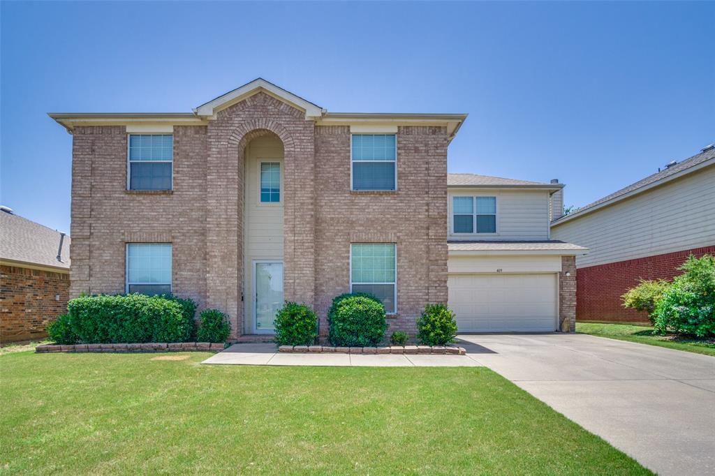 Deer Lake Dr, Fort Worth, TX 76140