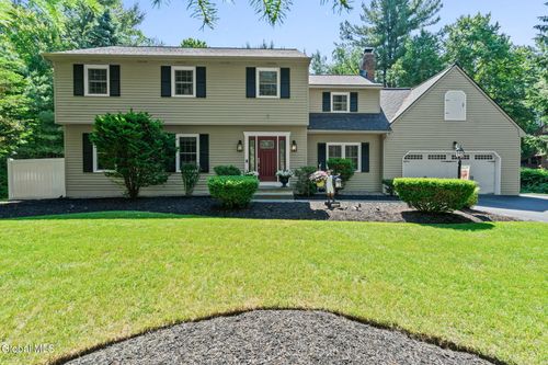 6 Greenfield Ct, Clifton Park, NY, 12065-5103 | Card Image