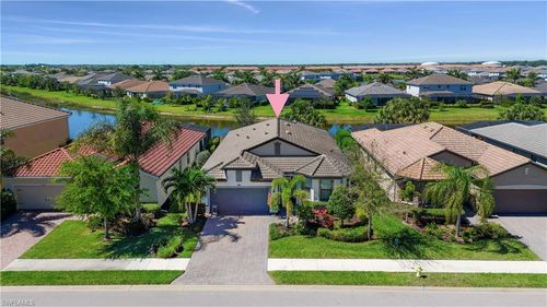 2077 Hamlin St, Naples, FL, 34120-5323 | Card Image