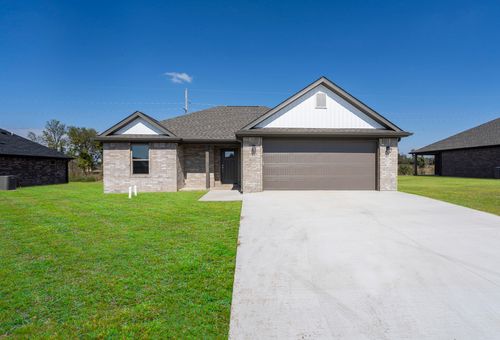 1119 Center Court Cir, Grove, OK, 74344-5150 | Card Image