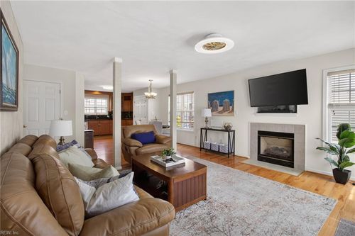 538 13th St, Virginia Beach, VA, 23451-4313 | Card Image