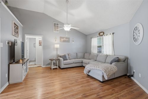 236 Seacraft Dr, Gun Barrel City, TX, 75156-5688 | Card Image