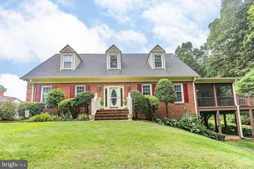 9916 Altamont Cir, FREDERICKSBURG, VA, 22408-9573 | Card Image