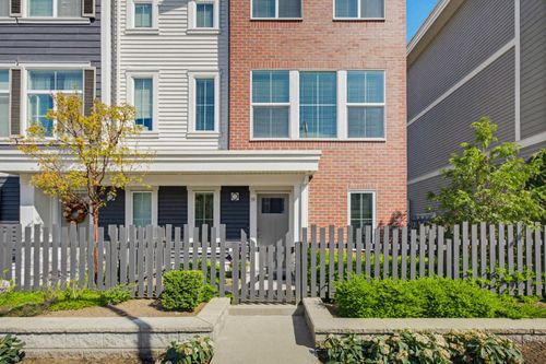 39-8370 202b St, Langley, BC, V2Y4K8 | Card Image