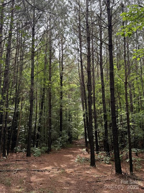 325 Kennedy Rd, Eagle Springs, NC, 27242-8053 | Card Image