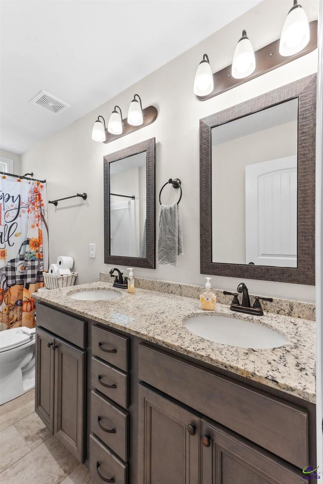 109 Red Tail Cir, House other with 3 bedrooms, 2 bathrooms and null parking in Byron GA | Image 37