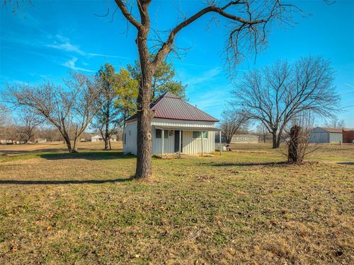 840694 N 3rd Street, Kendrick, OK, 74079 | Card Image