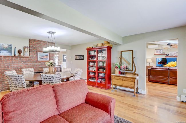 2 Tangle Ln, House other with 4 bedrooms, 3 bathrooms and null parking in Wantagh NY | Image 12