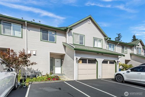d-4-15815 Admiralty Way, Lynnwood, WA, 98087-6236 | Card Image