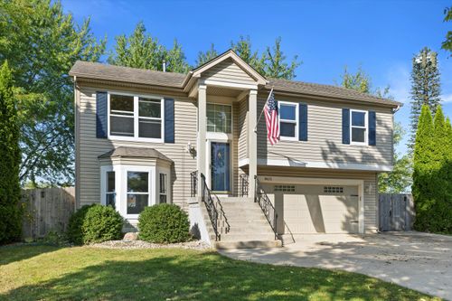 9625 63rd St, Kenosha, WI, 53142-8179 | Card Image